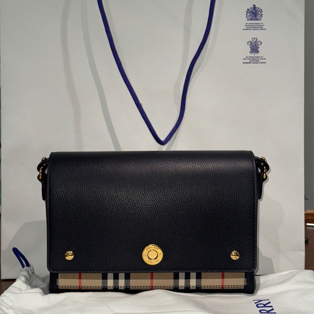 Burberry Note bag